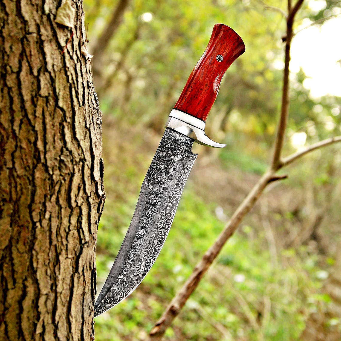 Custom Handmade Damascus Steel Hunting Knife with Leather Cover – New Year/Birthday Gift