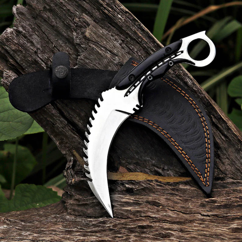 Custom Handmade Damascus Steel Karambit with Leather Sheath – Ideal Gift for Martial Arts Enthusiasts