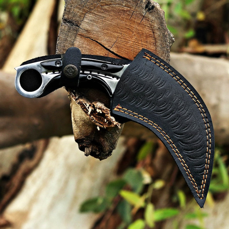 Custom Handmade Damascus Steel Karambit with Leather Sheath – Ideal Gift for Martial Arts Enthusiasts